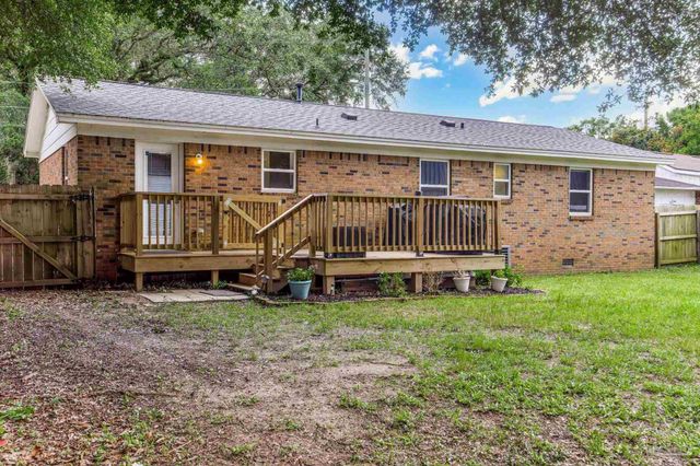 520 Selina St, Pensacola, FL 32503