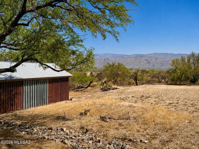 11155 E Saint James Road, Tucson, AZ 85748