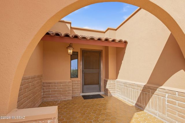 11155 E Saint James Road, Tucson, AZ 85748