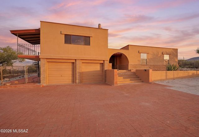 11155 E Saint James Road, Tucson, AZ 85748