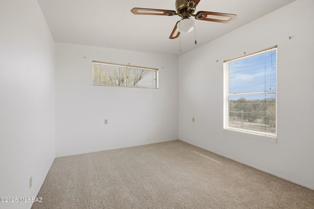 11155 E Saint James Road, Tucson, AZ 85748