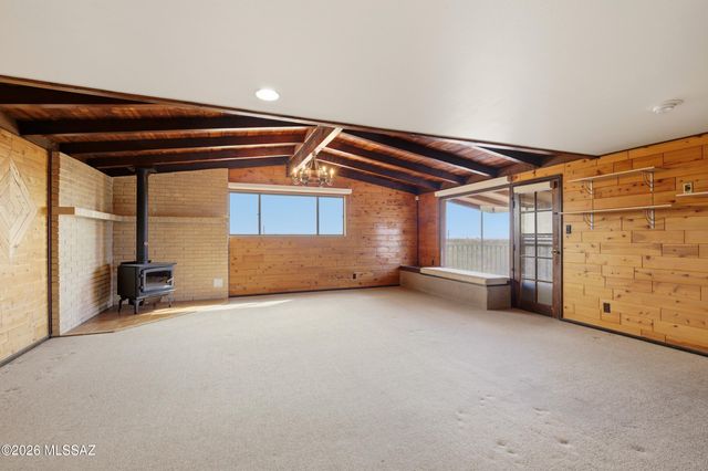 11155 E Saint James Road, Tucson, AZ 85748