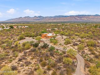 11155 E Saint James Road, Tucson, AZ 85748