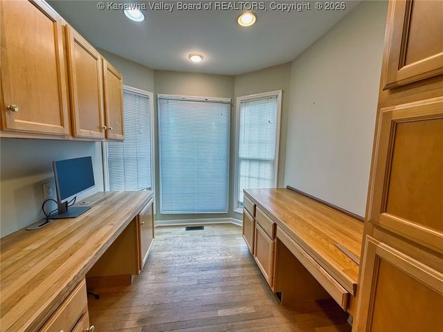 13 Cottonwood Drive, Elkview, WV 25071