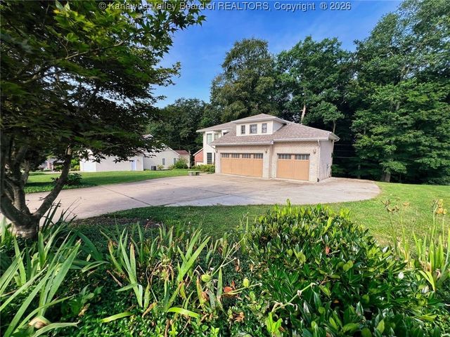 13 Cottonwood Drive, Elkview, WV 25071