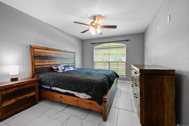 5260 Cicero Dr, Darrow, LA 70725