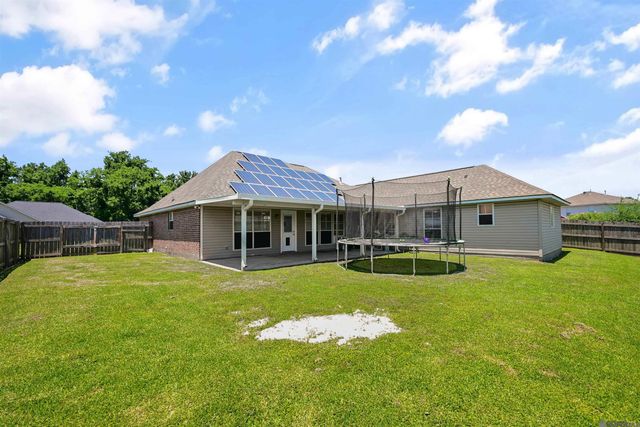 5260 Cicero Dr, Darrow, LA 70725