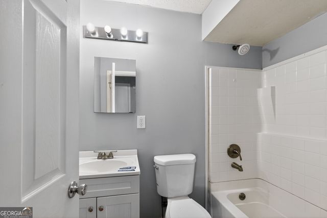 2522 Brentwood Court, Decatur, GA 30032