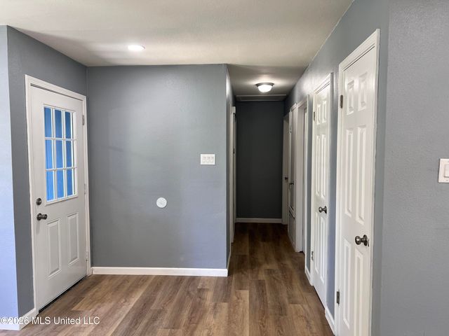 2405 Woolmarket Street, Gulfport, MS 39503