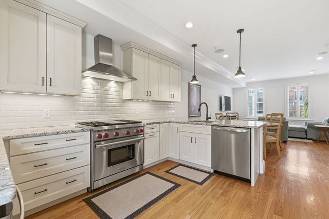 21 Wesley St, Boston, MA 02129