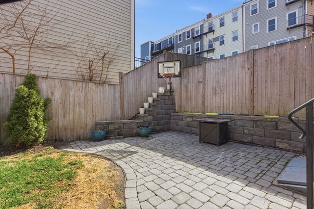21 Wesley St, Boston, MA 02129