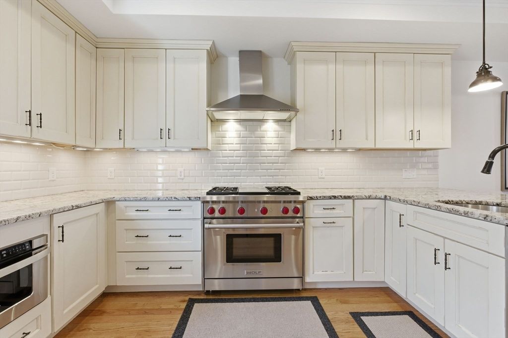 21 Wesley St, Boston, MA 02129