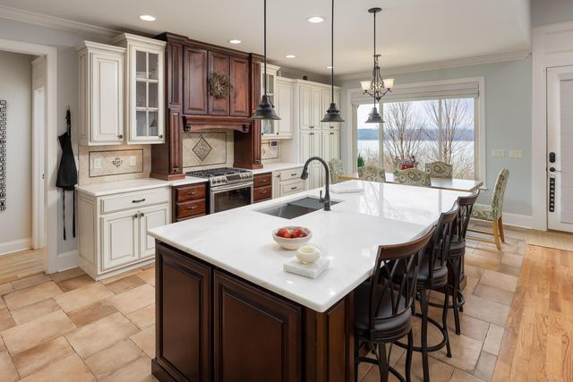 6291 Breezy Hollow Lane, Harrison, TN 37341