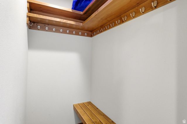 405 SILVER KING DR #110, Park City, UT 84060