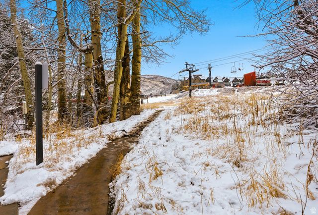 405 SILVER KING DR #110, Park City, UT 84060