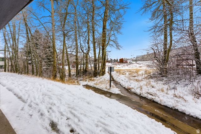 405 SILVER KING DR #110, Park City, UT 84060