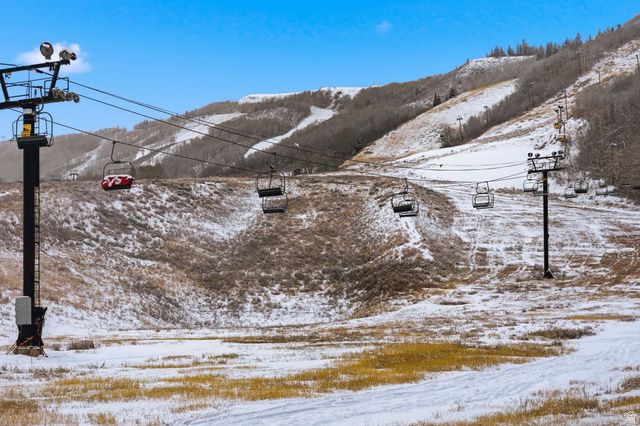 405 SILVER KING DR #110, Park City, UT 84060