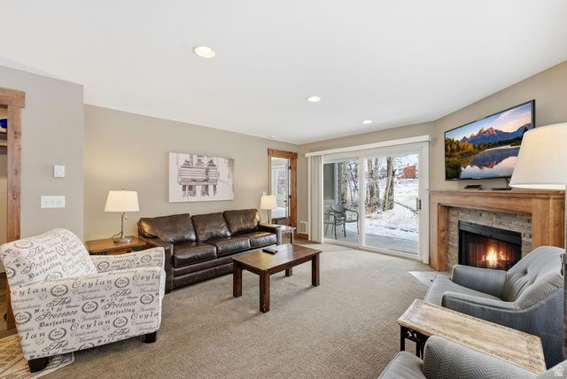 405 SILVER KING DR #110, Park City, UT 84060