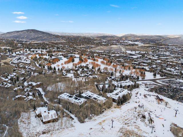 405 SILVER KING DR #110, Park City, UT 84060