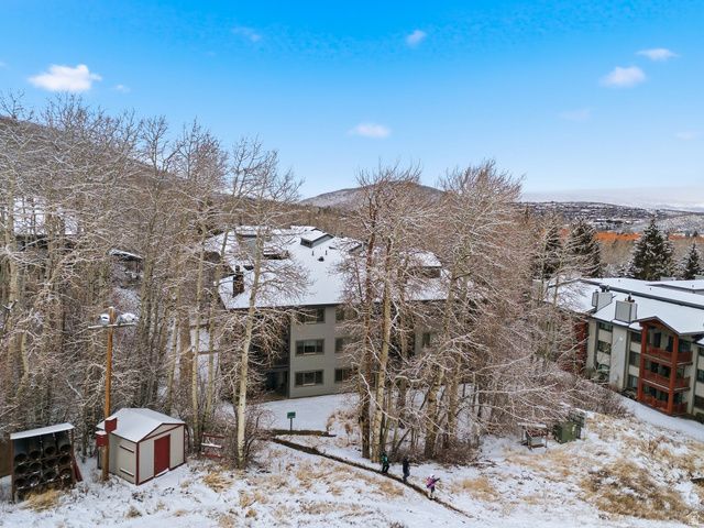 405 SILVER KING DR #110, Park City, UT 84060