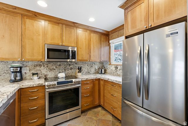 405 SILVER KING DR #110, Park City, UT 84060