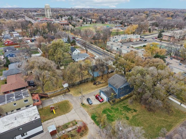 2023 Louisiana Avenue S, Saint Louis Park, MN 55426