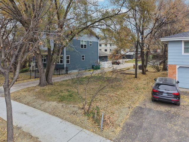 2023 Louisiana Avenue S, Saint Louis Park, MN 55426