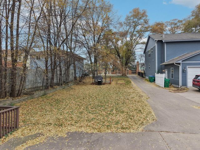 2023 Louisiana Avenue S, Saint Louis Park, MN 55426