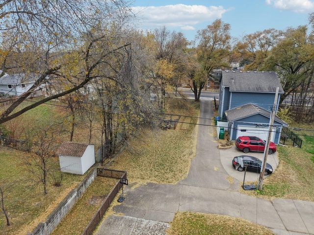 2023 Louisiana Avenue S, Saint Louis Park, MN 55426