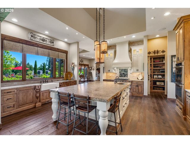 30460 Ne BELL Rd, Newberg, OR 97132