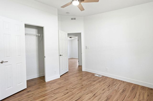 6 Bar D Drive, Palm Desert, CA 92260
