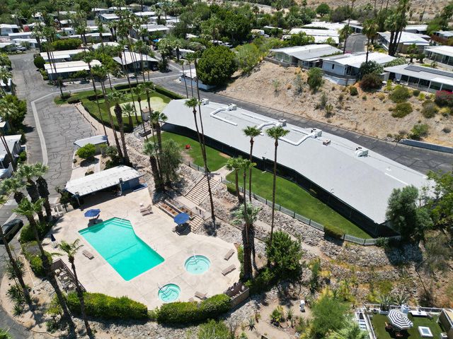 6 Bar D Drive, Palm Desert, CA 92260