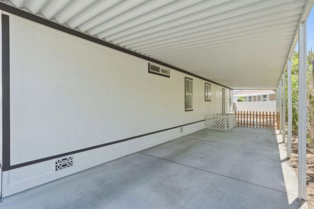 6 Bar D Drive, Palm Desert, CA 92260