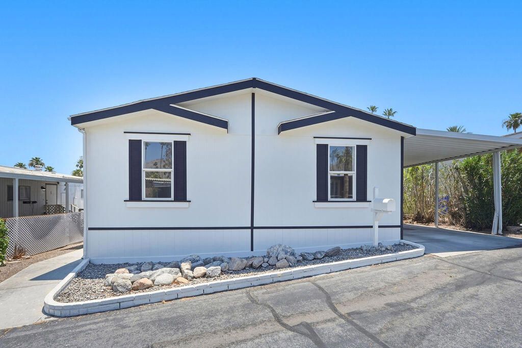 6 Bar D Drive, Palm Desert, CA 92260