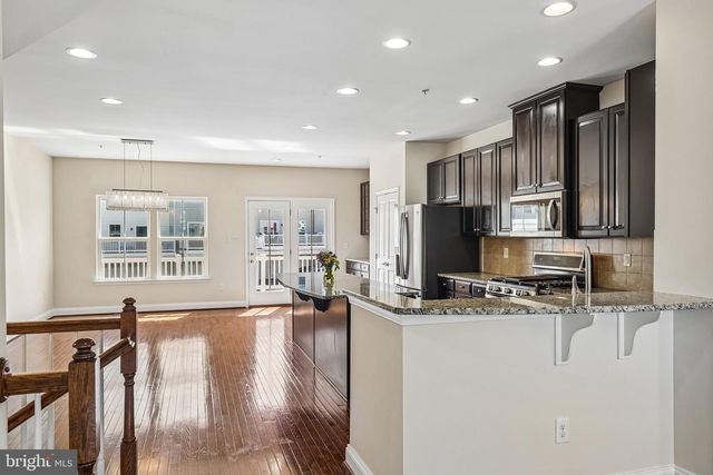 217 QUARRY POINT RD, Malvern, PA 19355