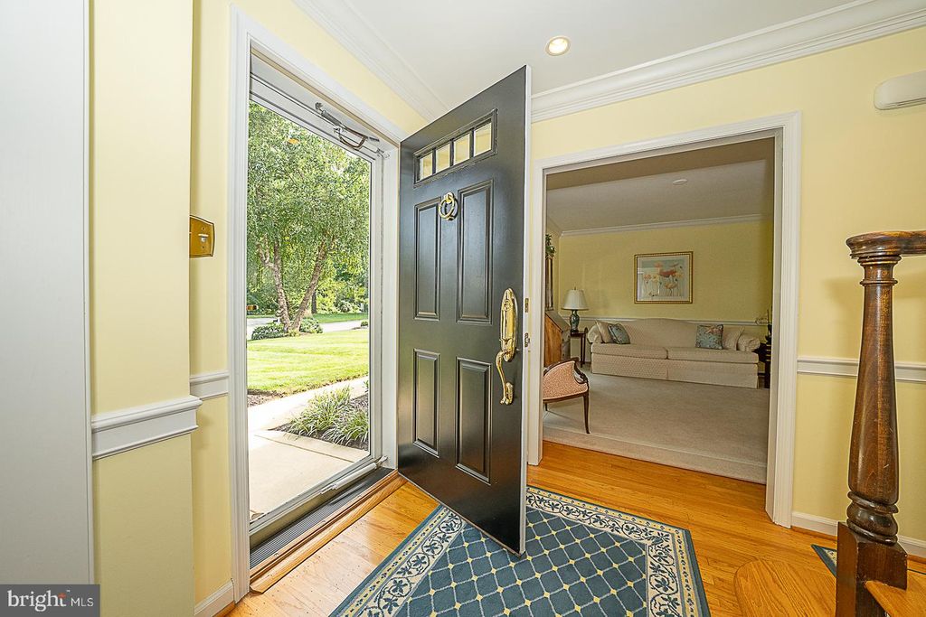 487 WINSTON WAY, BERWYN, PA 19312 — photo 2