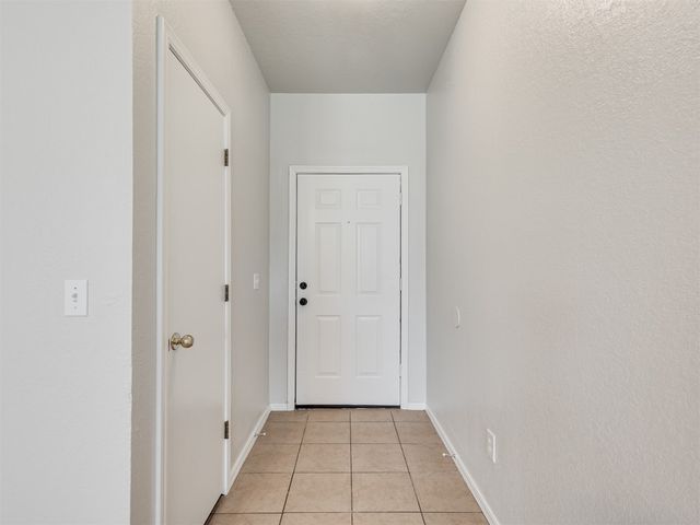 949 N Windermere Drive, Moore, OK 73160