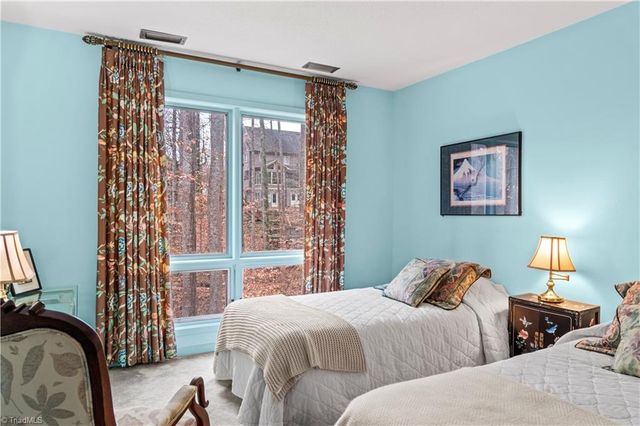 224 Forest Brook Drive, Winston-salem, NC 27106