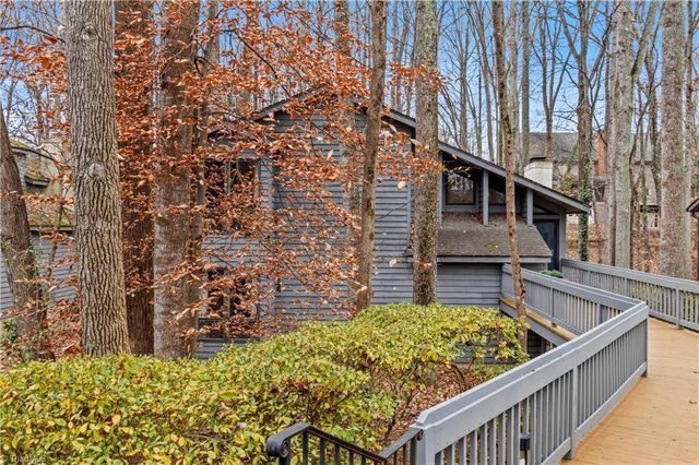 224 Forest Brook Drive, Winston-salem, NC 27106