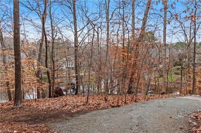 224 Forest Brook Drive, Winston-salem, NC 27106