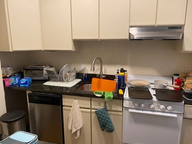 38 Phillips Street B, Boston, MA 02114