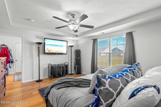 508 Gentry Crossings Blvd, Mt Washington, KY 40047