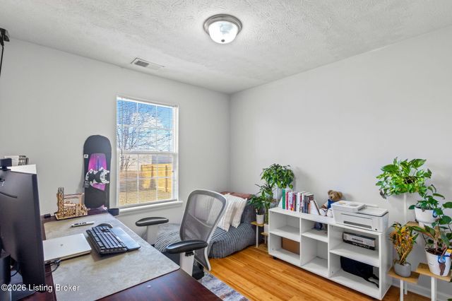 508 Gentry Crossings Blvd, Mt Washington, KY 40047