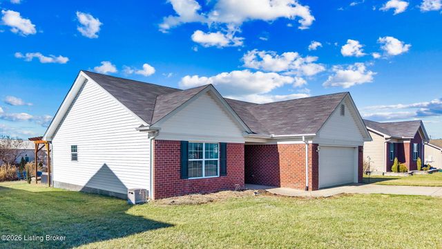 508 Gentry Crossings Blvd, Mt Washington, KY 40047