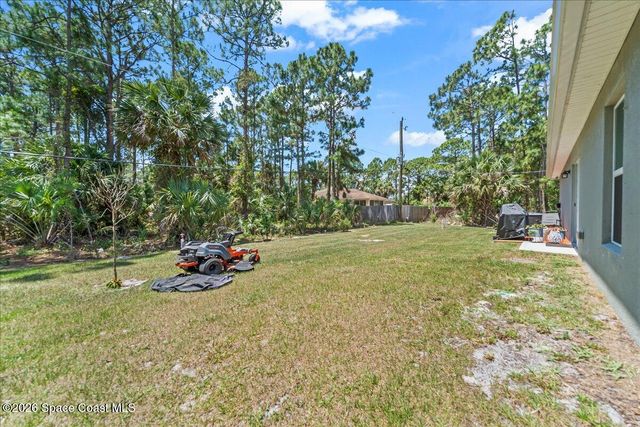 172 Frederick Street SW, Palm Bay, FL 32908