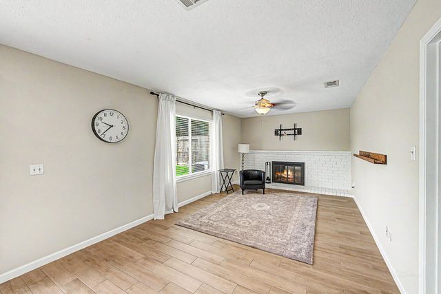 18015 Sagecroft Drive, Houston, TX 77084