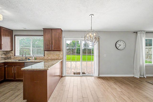 18015 Sagecroft Drive, Houston, TX 77084