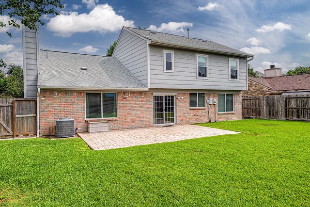 18015 Sagecroft Drive, Houston, TX 77084