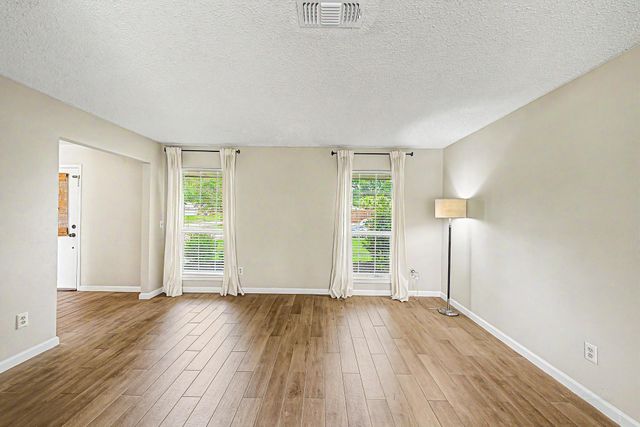 18015 Sagecroft Drive, Houston, TX 77084