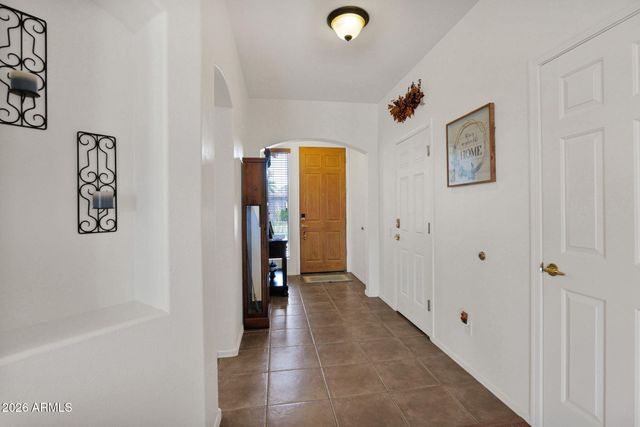 897 E INDIAN WELLS Place, Chandler, AZ 85249